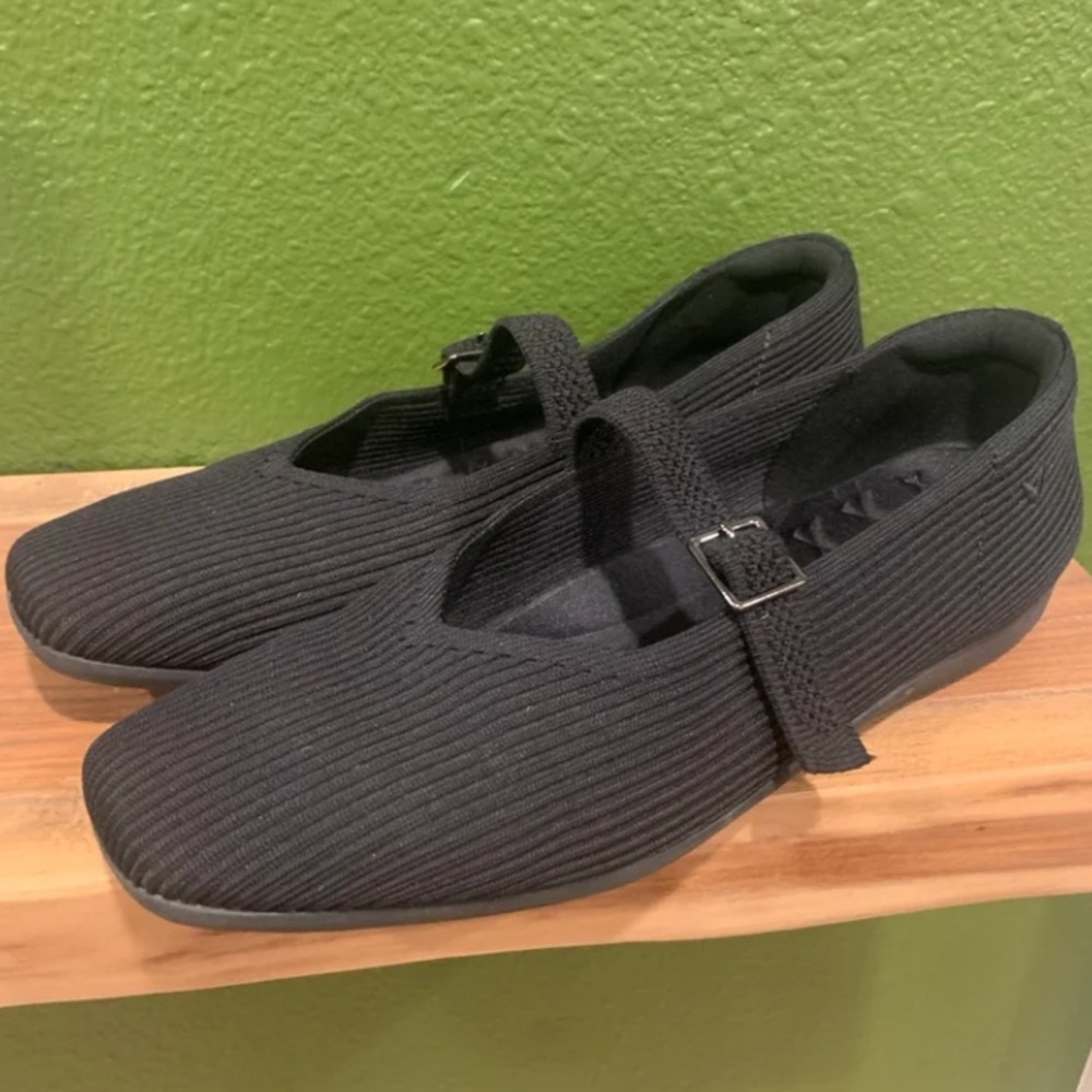 Vivaia shoes